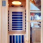 Διαμέρισμα Antorina Beachfront With Private Pools *
