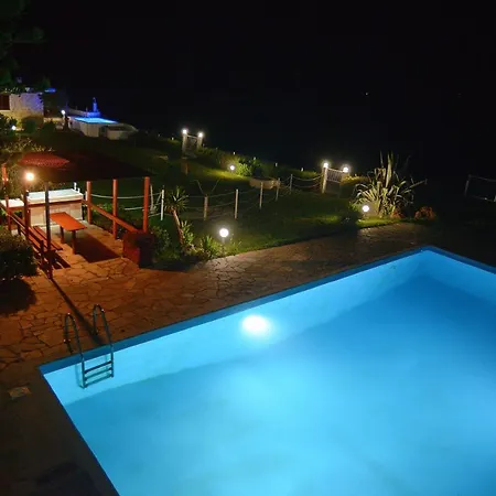 Antorina Beachfront With Private Pools * Kamari (Corinthia)