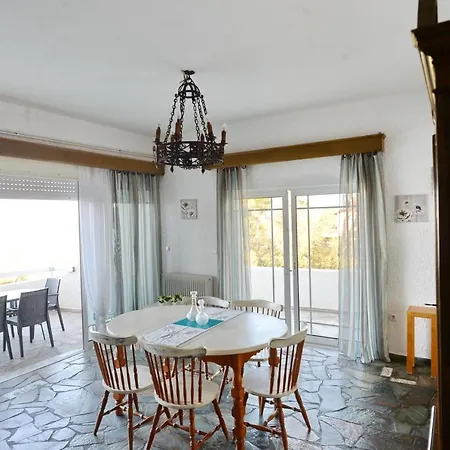 Antorina Beachfront With Private Pools * Kamari (Corinthia)