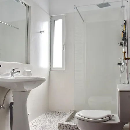 Antorina Beachfront With Private Pools Kamari (Corinthia)