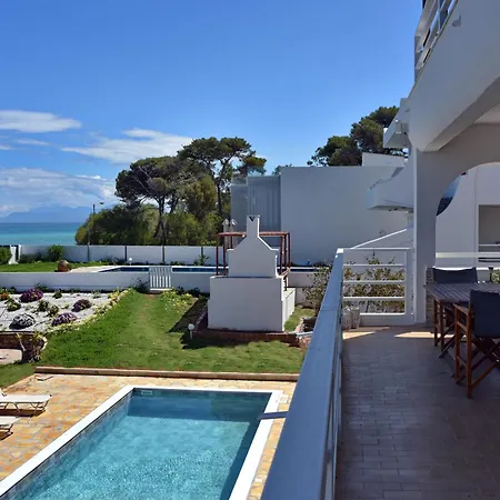 Antorina Beachfront With Private Pools Daire *