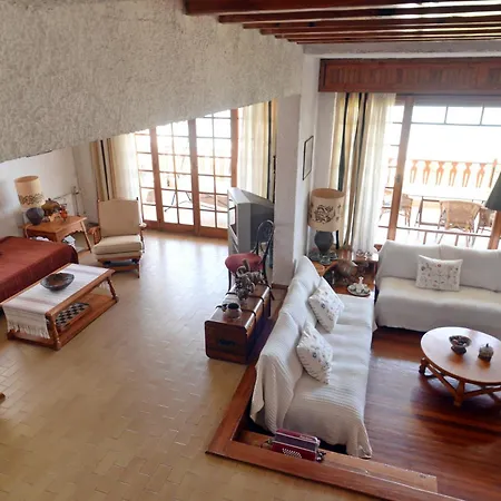 Antorina Beachfront With Private Pools * Kamari (Corinthia)