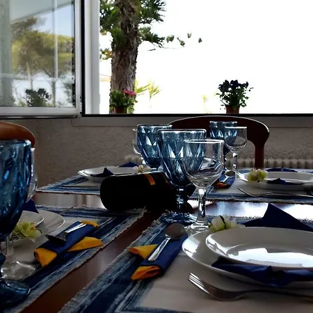 Antorina Beachfront With Private Pools Daire Kamari (Corinthia)