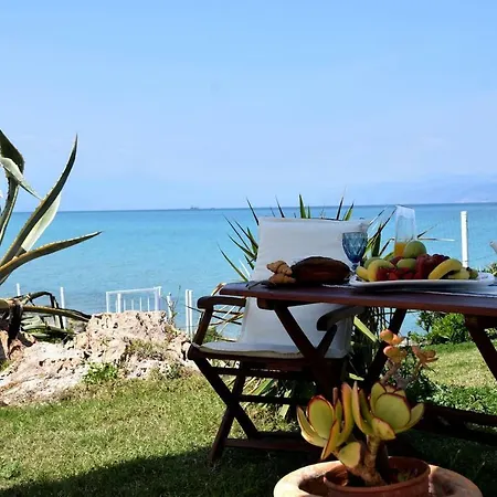 Antorina Beachfront With Private Pools Apartment