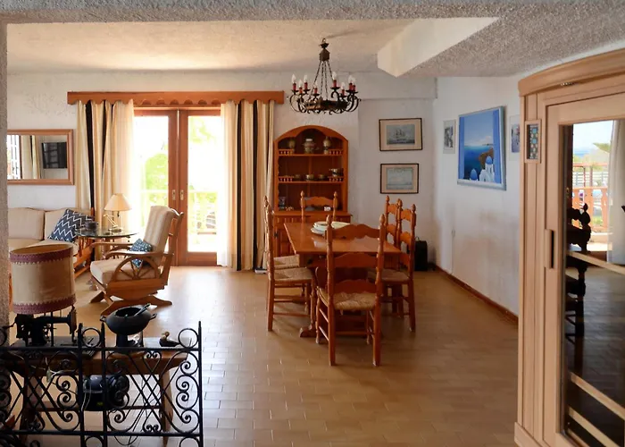 Apartman Antorina Beachfront With Private Pools Kamari (Corinthia)