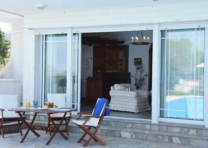 Antorina Beachfront With Private Pools Apartmán Kamari (Corinthia)